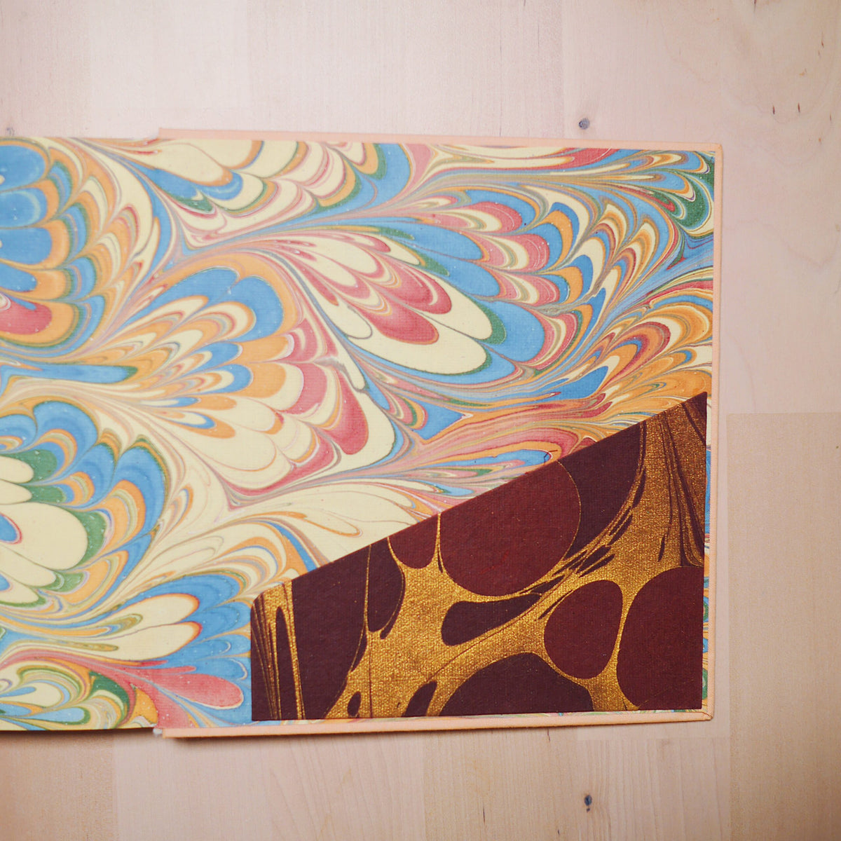 Suti Sketchbook Carré - 100% Coton fait main